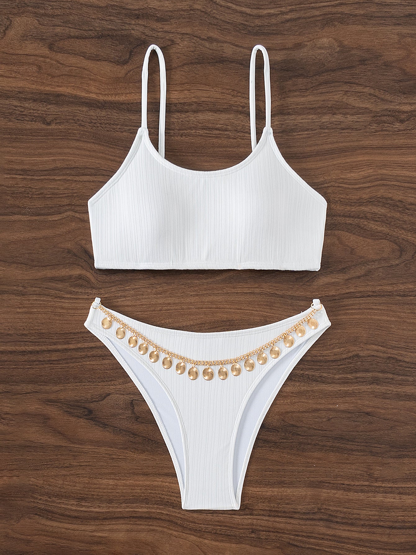 Conjunto de bikini con cadena