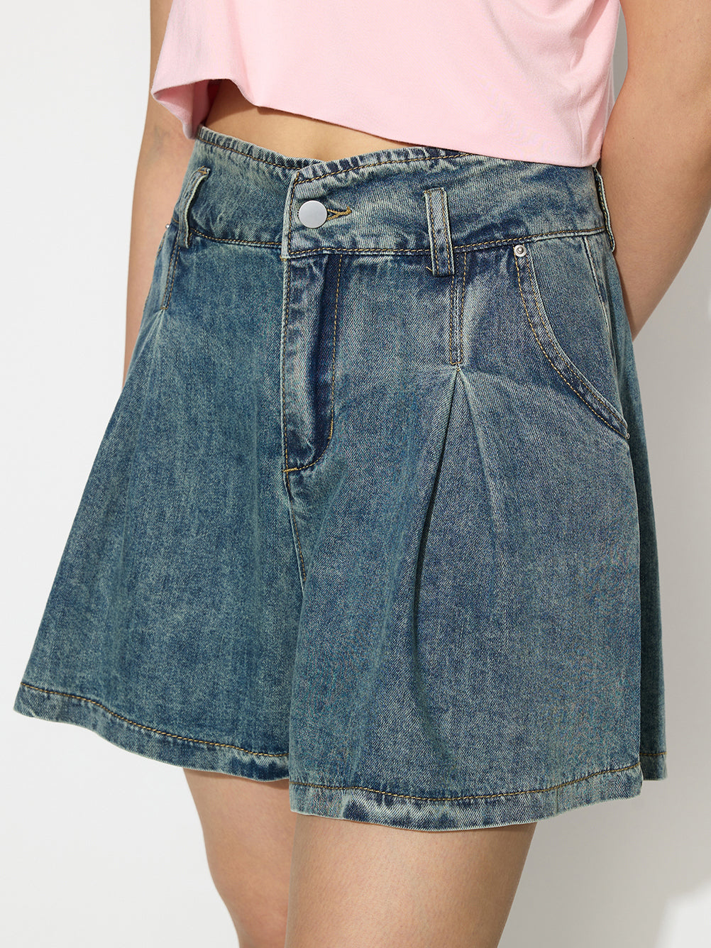 Shorts vaqueros tipo culotte