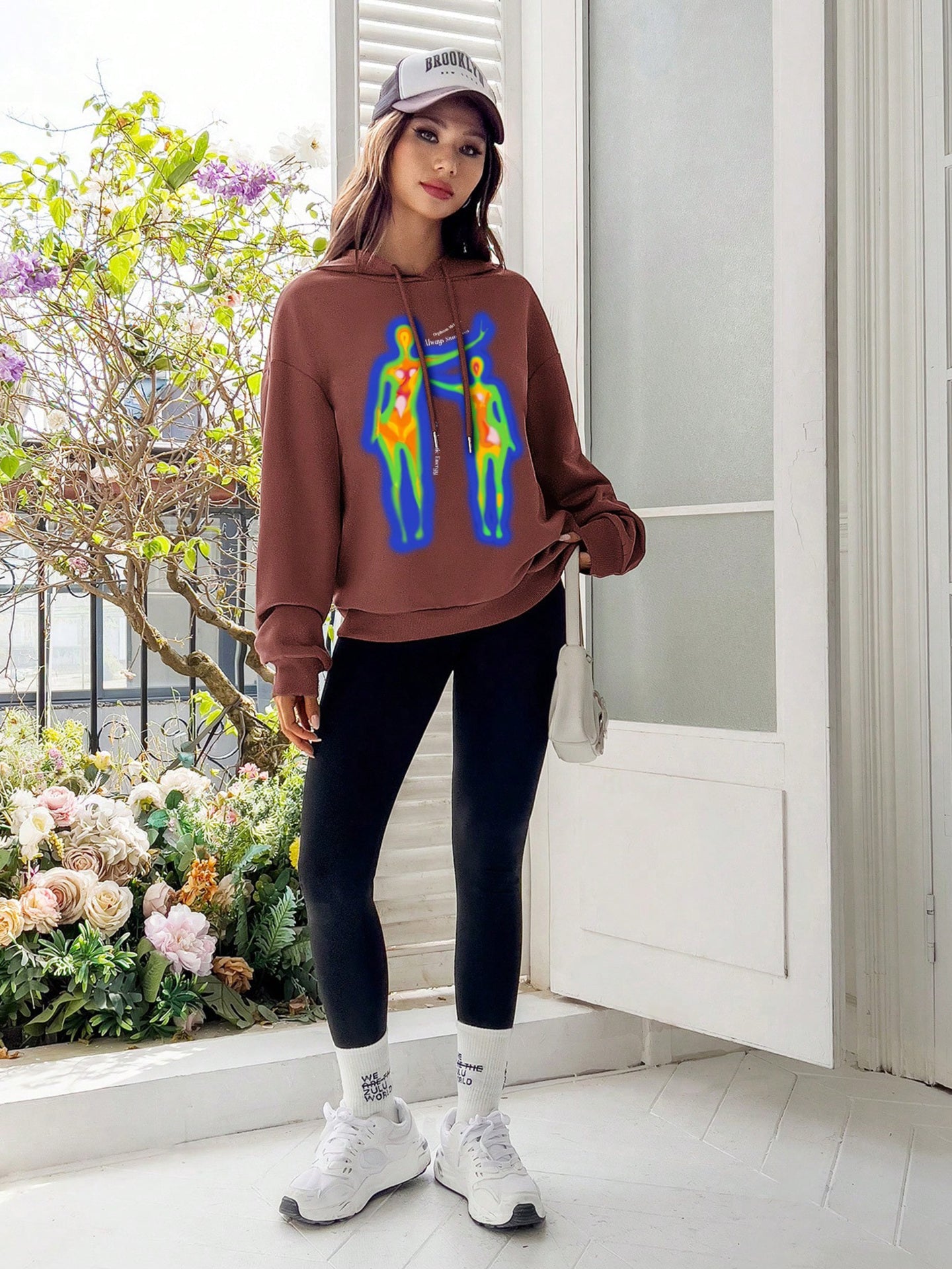 Sudadera con capucha estampada