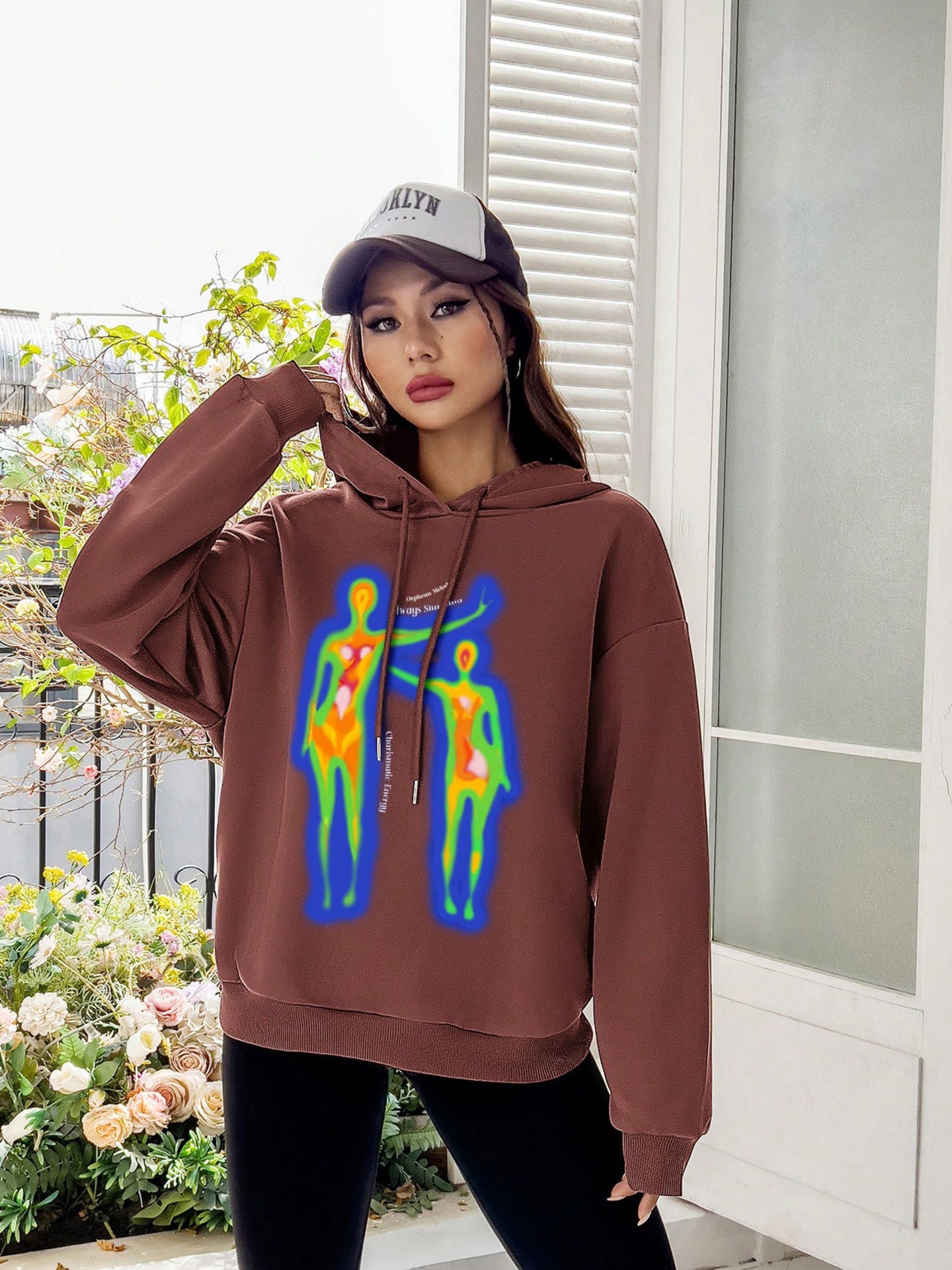 Sudadera con capucha estampada