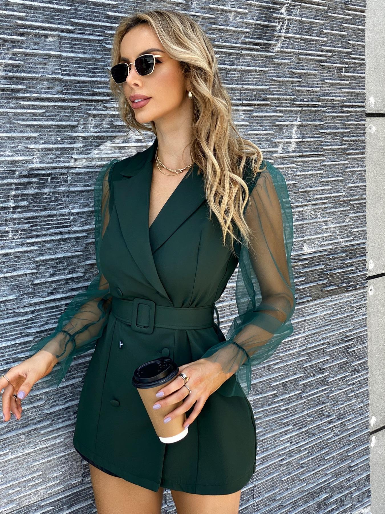 Vestido tipo blazer con retazos