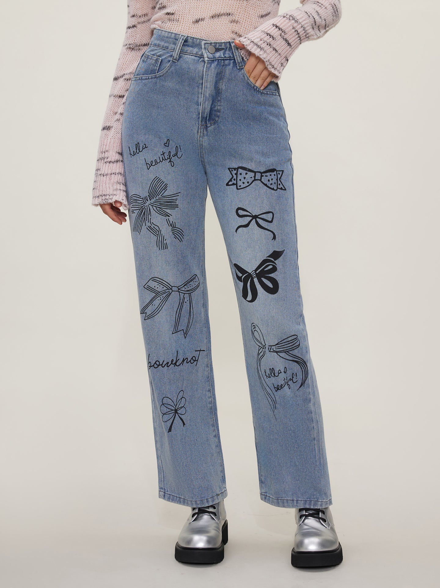 Jeans rectos con lazo